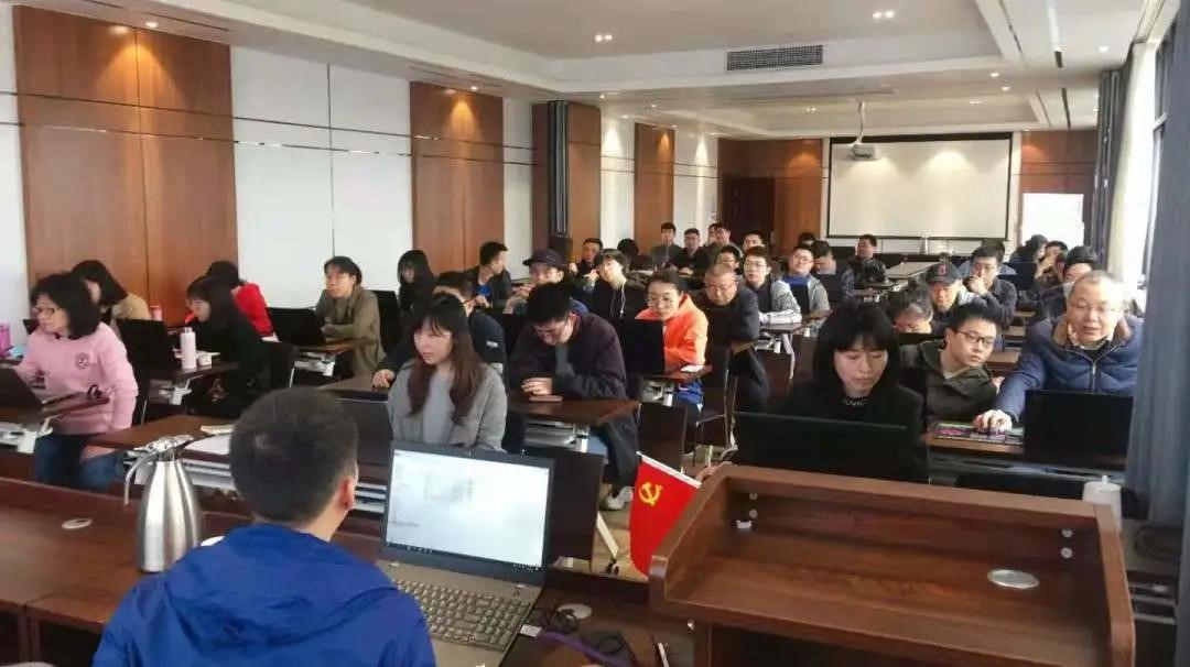 公司組織開展PDMS工廠設(shè)計(jì)管理系統(tǒng)軟件培訓(xùn)