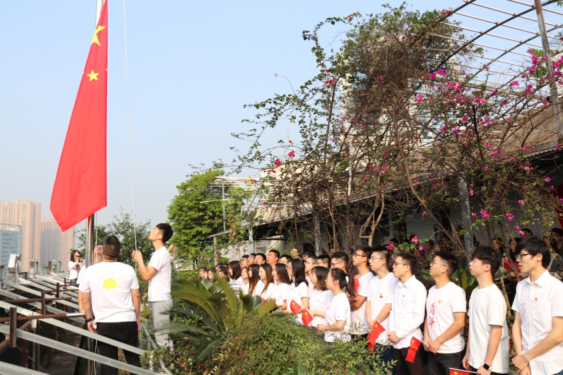 19升旗活動(dòng)01.jpg 19升旗活動(dòng)01.jpg