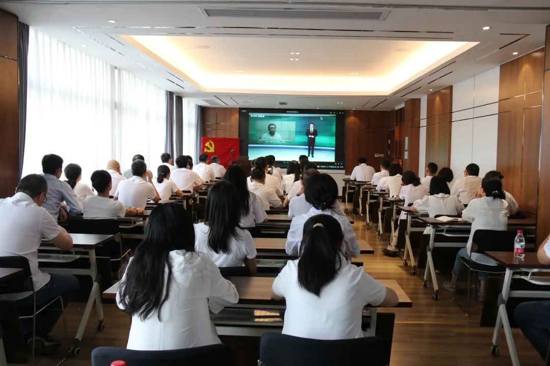 公司召開(kāi)黨員大會(huì)慶祝中國(guó)共產(chǎn)黨成立104周年